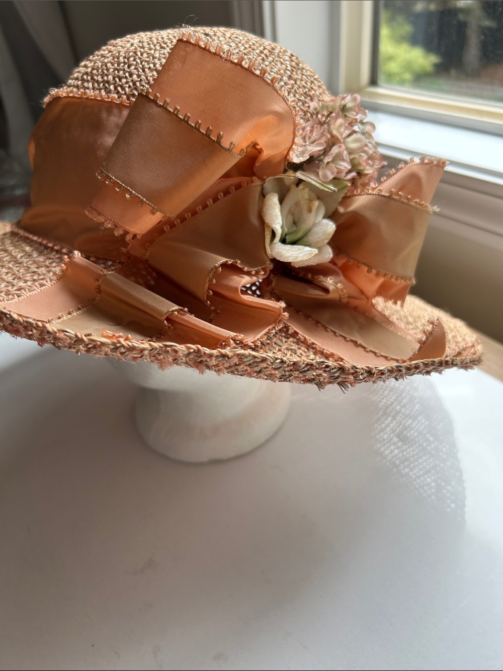 VINTAGE LOUISE GREEN HAT WITH RIBBON & FLOWERS